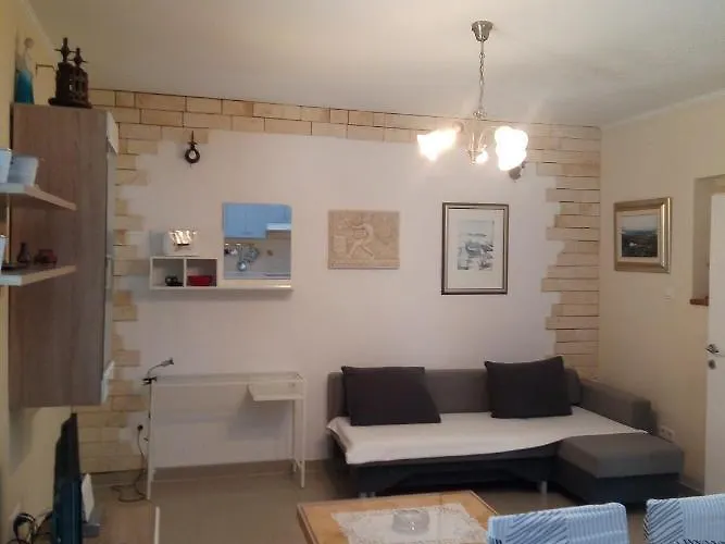 Lux * Trogir