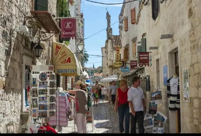 Lux Lägenhet Trogir